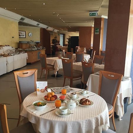 Una Hotel Lodi Extérieur photo